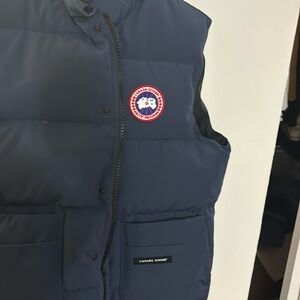 Canada Goose Vest ( Color Blue )